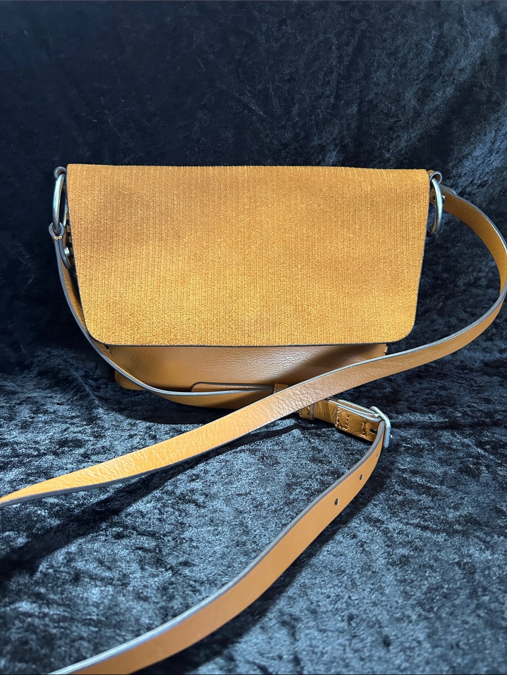 Treasure & Bond- Sleek Mustard Crossbody Bag - Women's Shoulder Purse